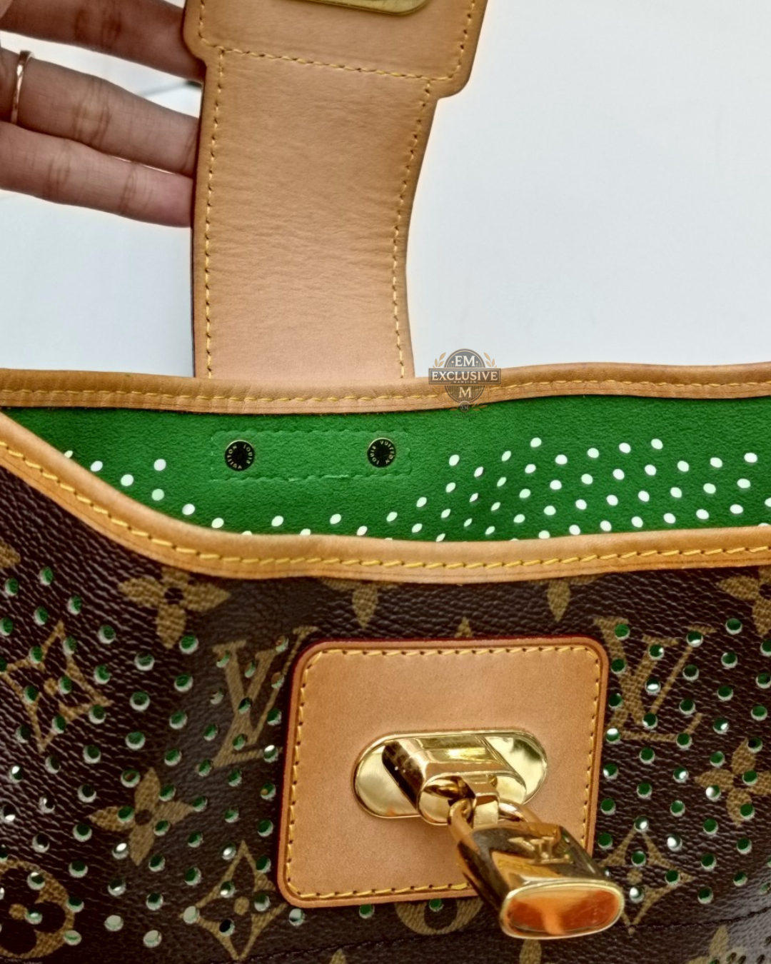 LV Perforated Musette