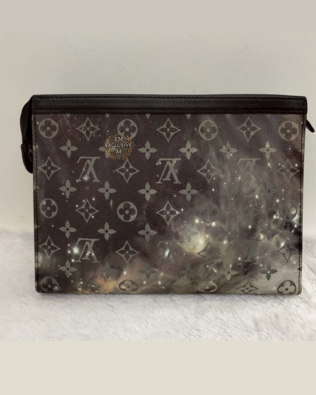 LV Pochette Voyage