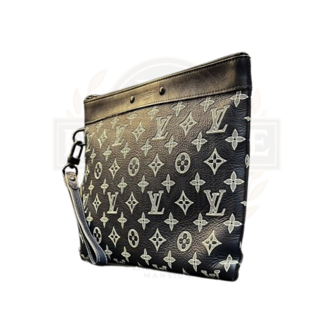 To Go Pochette Leather