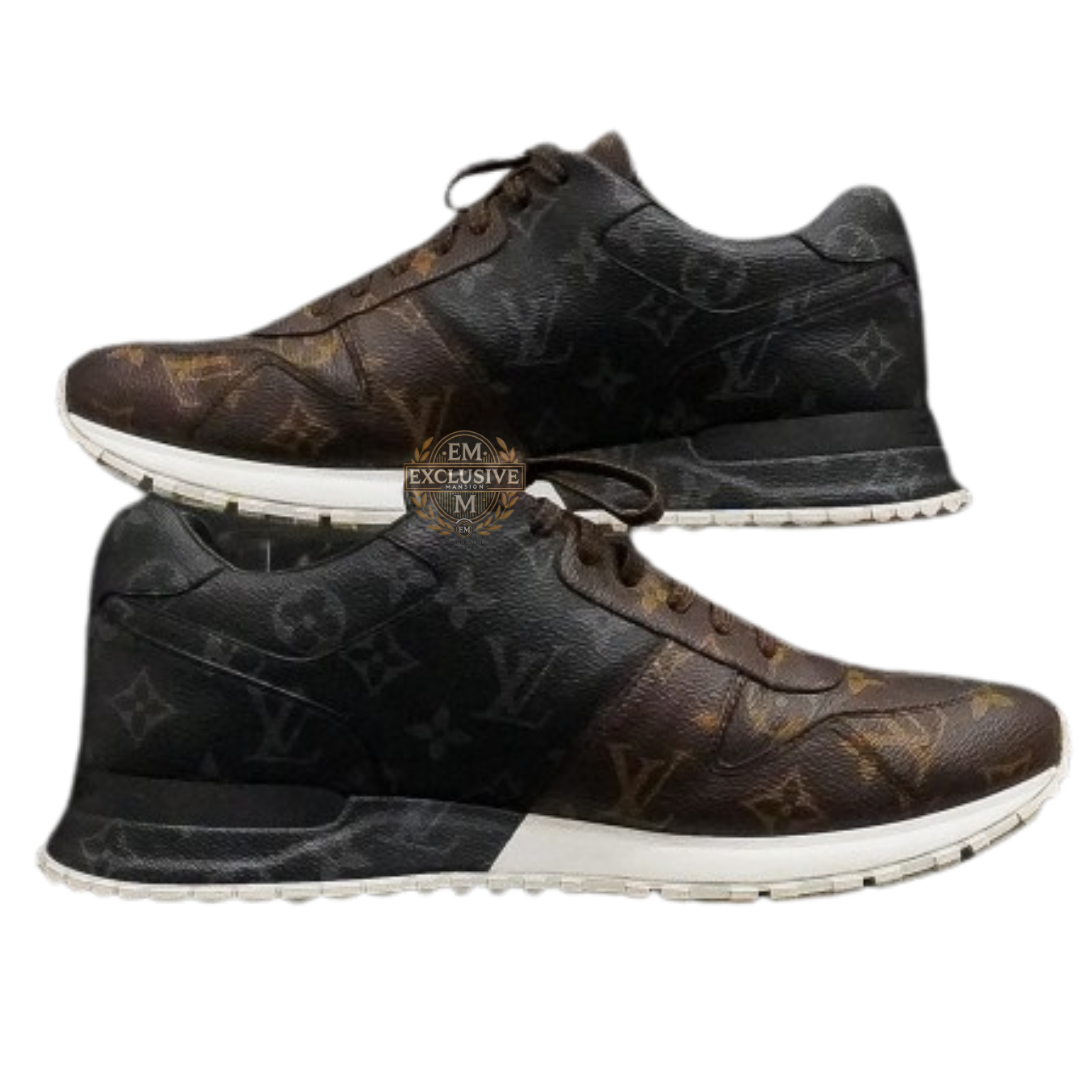Runaway Sneakers OG