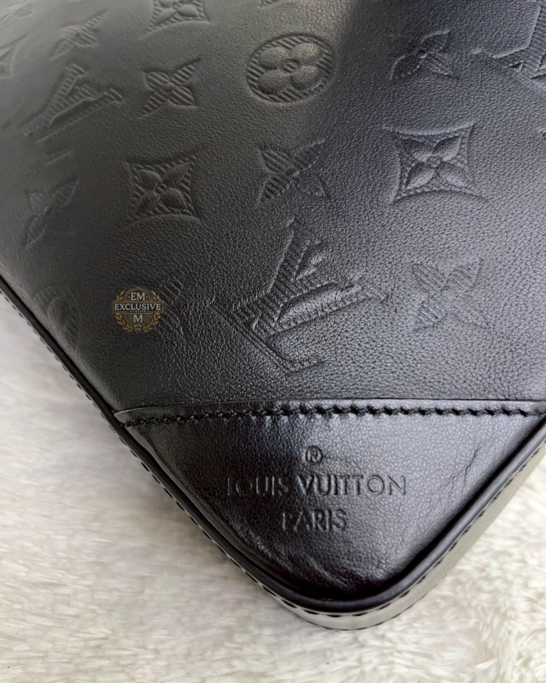 LV Duo Messenger