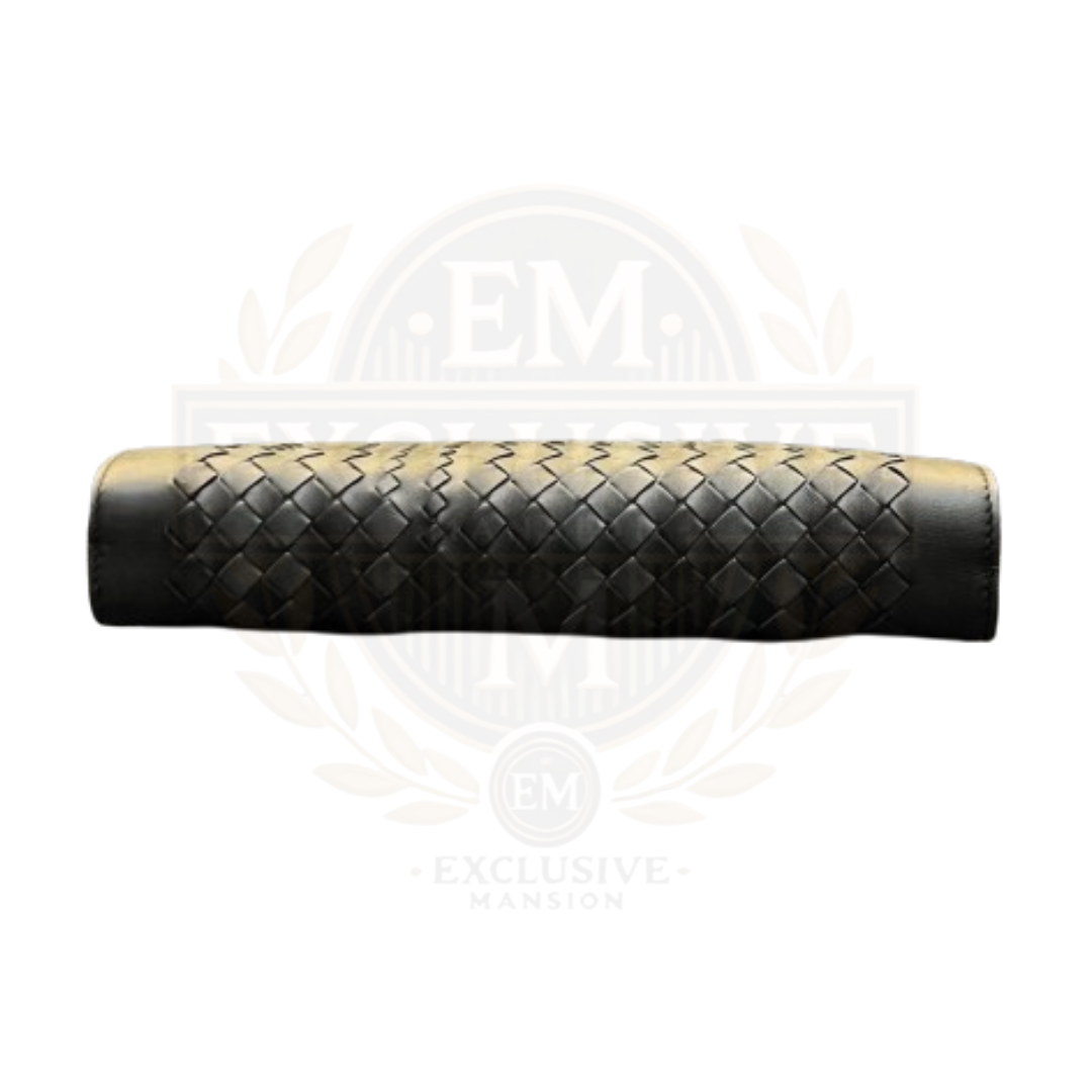 Intrecciato Handling Clutch