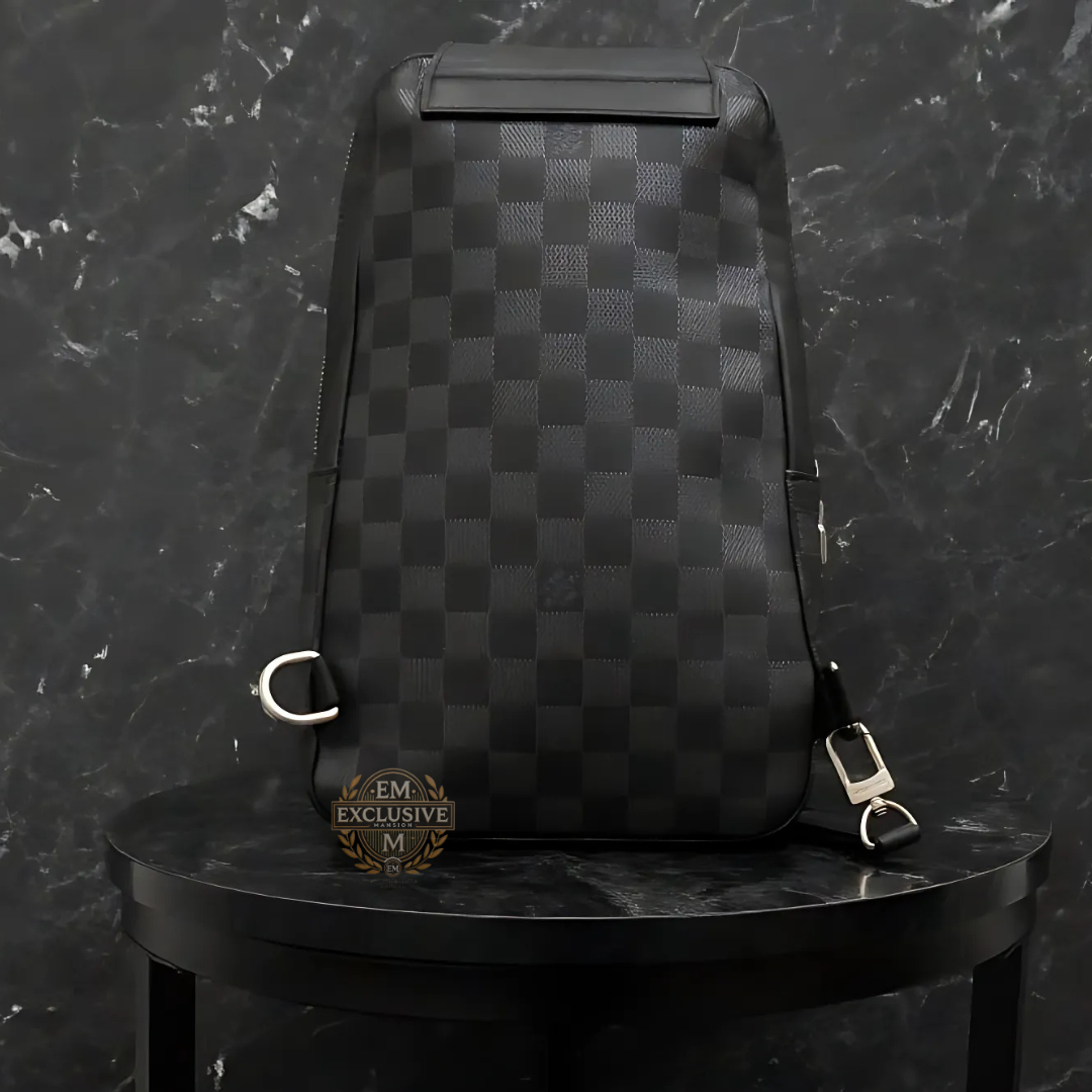 venue Infini Leather Slingbag