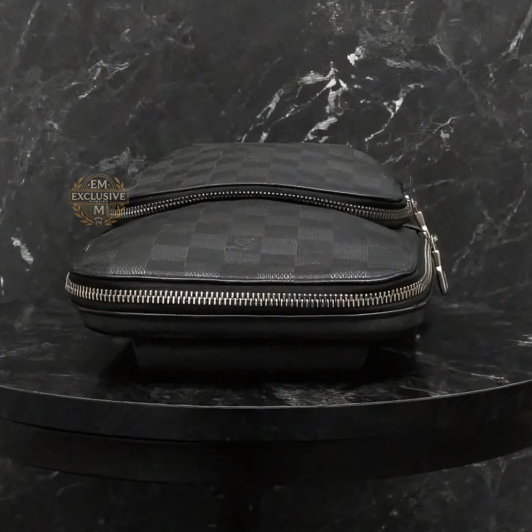 venue Infini Leather Slingbag