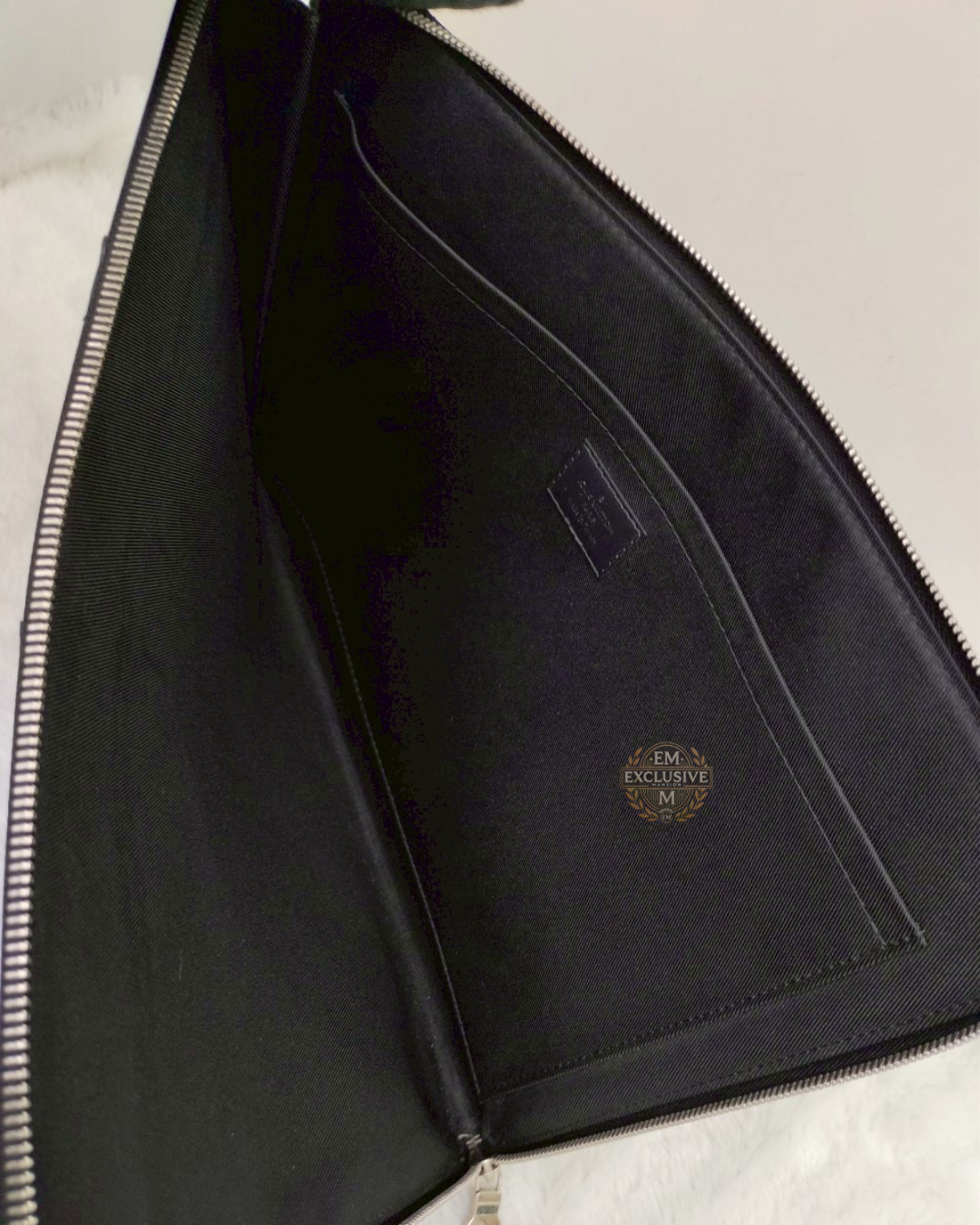 LV Jour GM Pochette