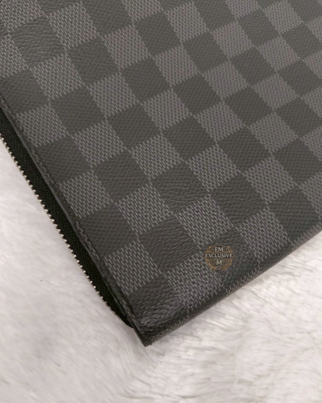 LV Jour GM Pochette
