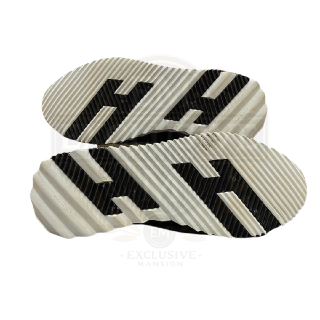 Bouncing Sneaker Black