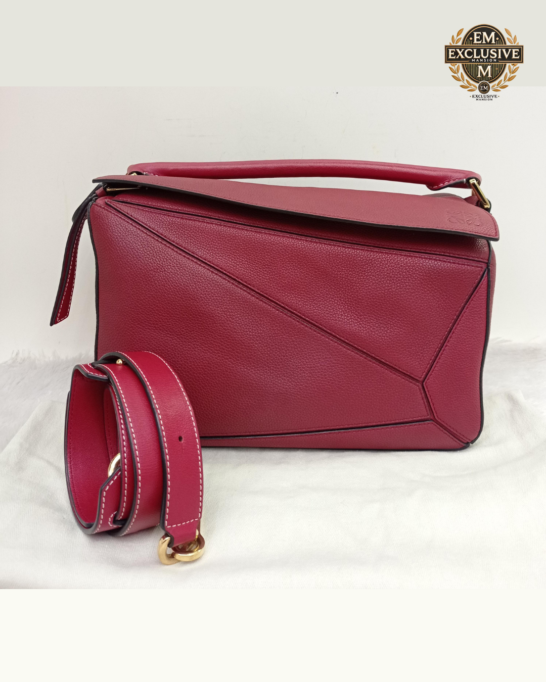 Loewe Puzzle Medium Grained