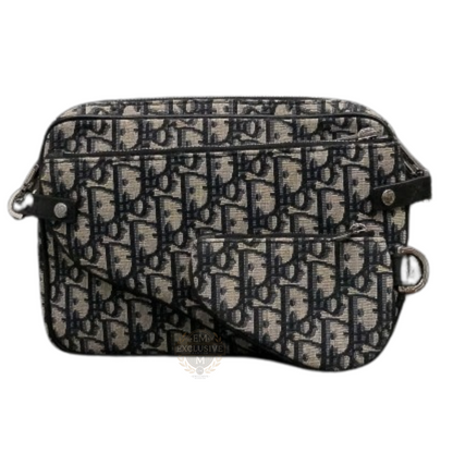 Trio Oblique Jacquard Messenger Bag 2023