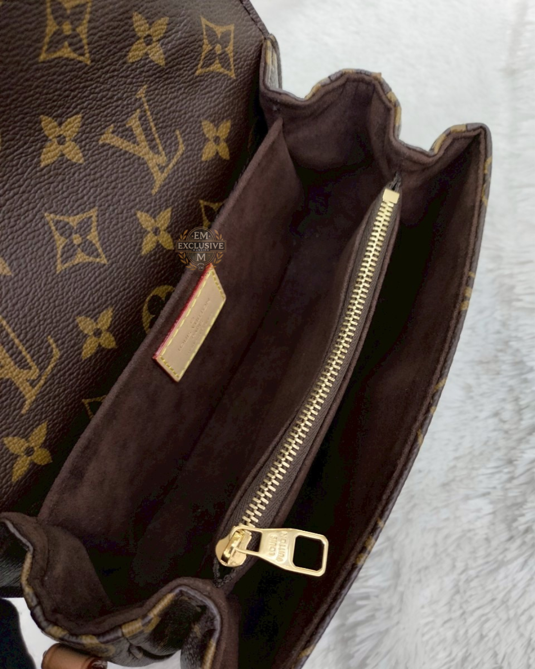 LV Pochette Metis Eastwest