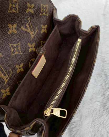 LV Pochette Metis Eastwest