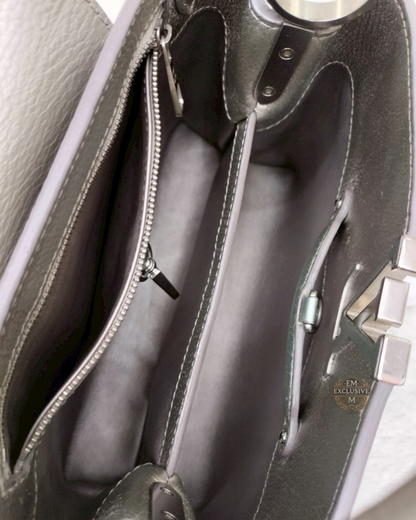LV Capucines BB