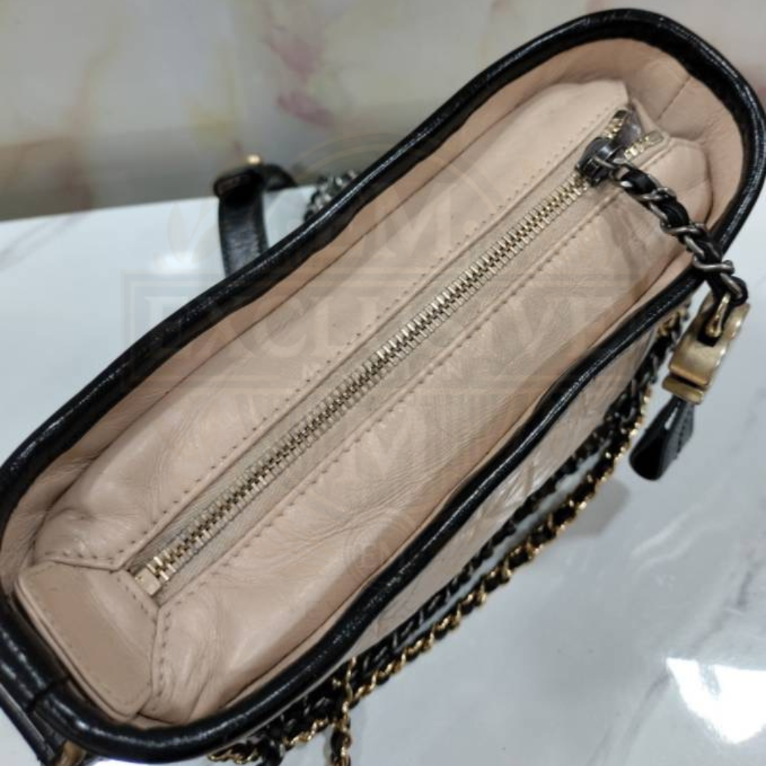 Gabrielle Small Beige Black