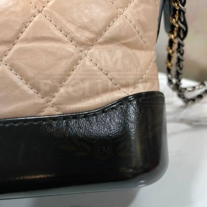 Gabrielle Small Beige Black