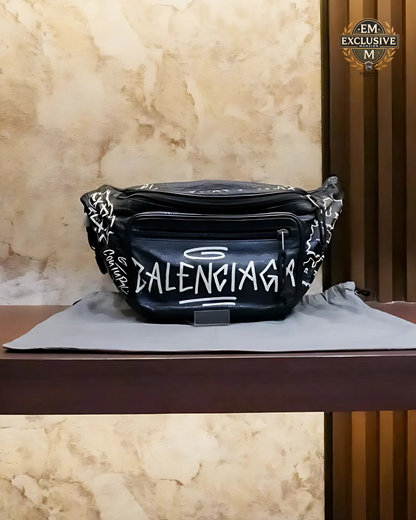 Graffiti Waistbag Black White