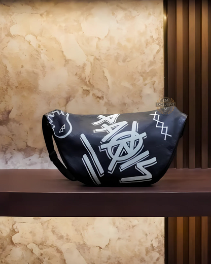 Graffiti Waistbag Black White