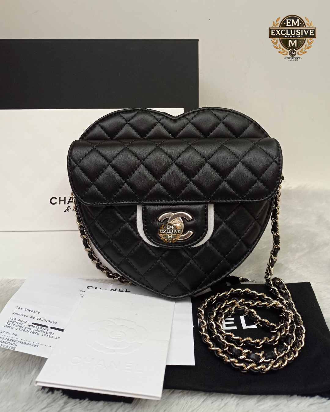 NEW Chanel 22S Large Heart Bag
