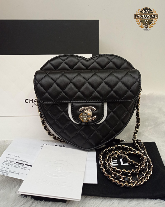 NEW Chanel 22S Large Heart Bag