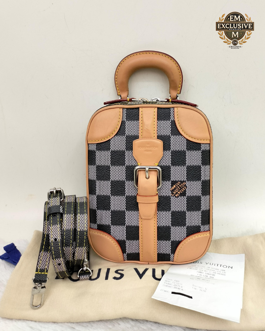 Louiss Vuitton Valisette Vertical